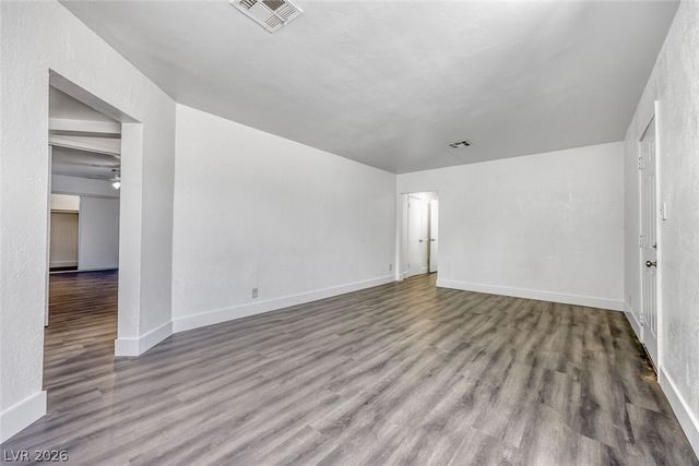 1325 East Oakey Boulevard, Las Vegas, NV 89104