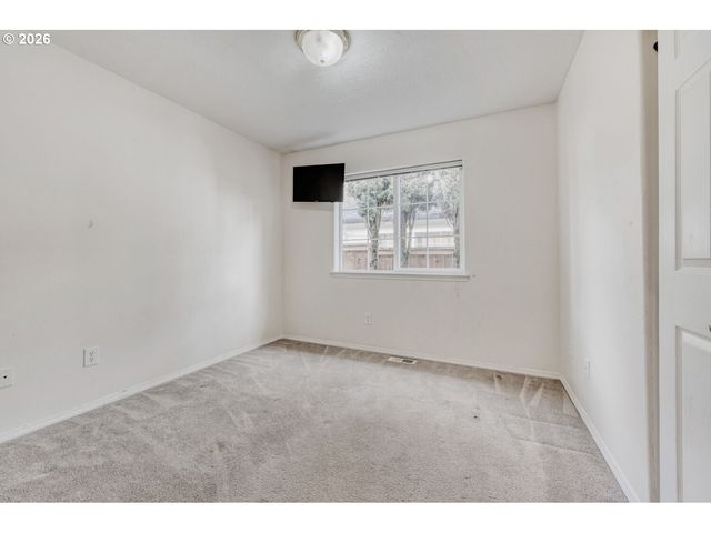 14452 Se TERRITORY Dr, Clackamas, OR 97015