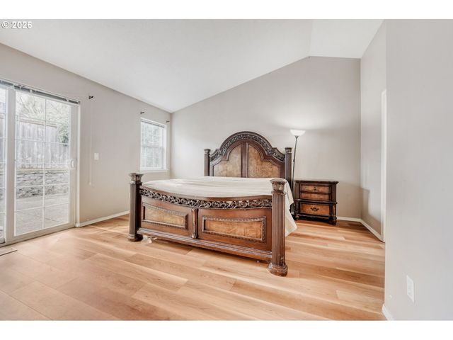 14452 Se TERRITORY Dr, Clackamas, OR 97015