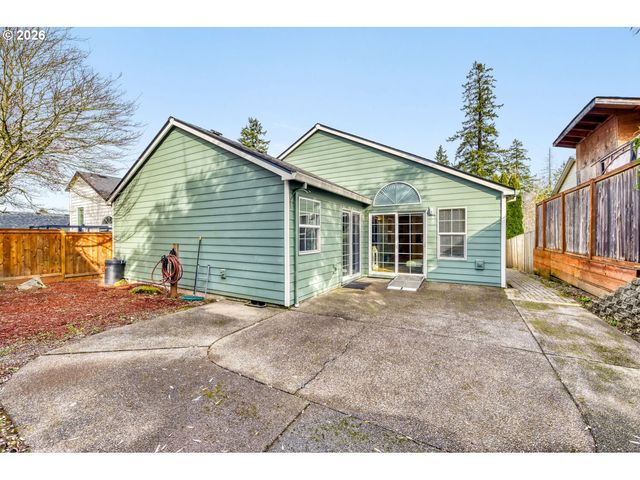 14452 Se TERRITORY Dr, Clackamas, OR 97015