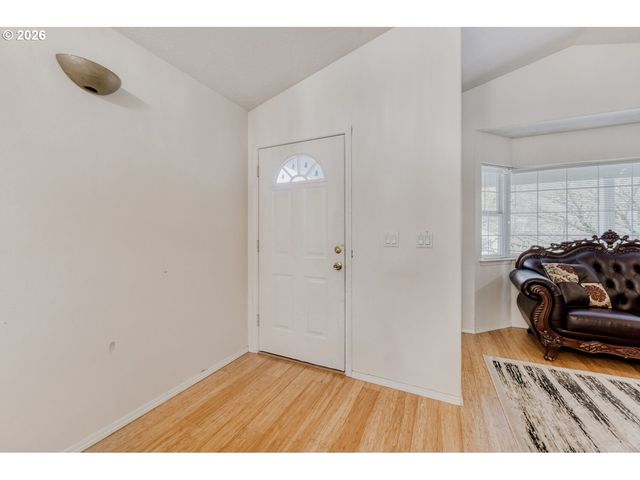 14452 Se TERRITORY Dr, Clackamas, OR 97015