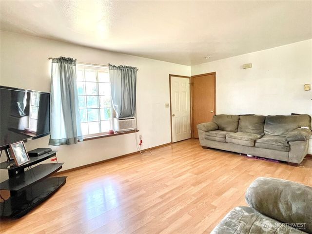 59 G Copple Road, Omak, WA 98841