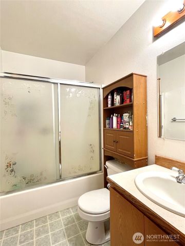 59 G Copple Road, Omak, WA 98841