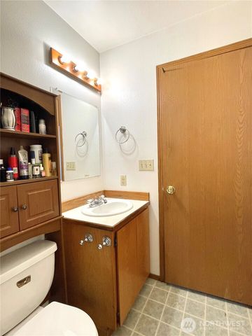 59 G Copple Road, Omak, WA 98841