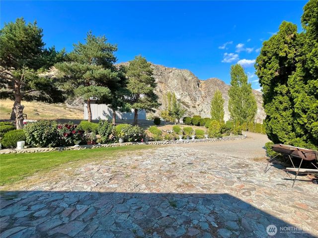 59 G Copple Road, Omak, WA 98841