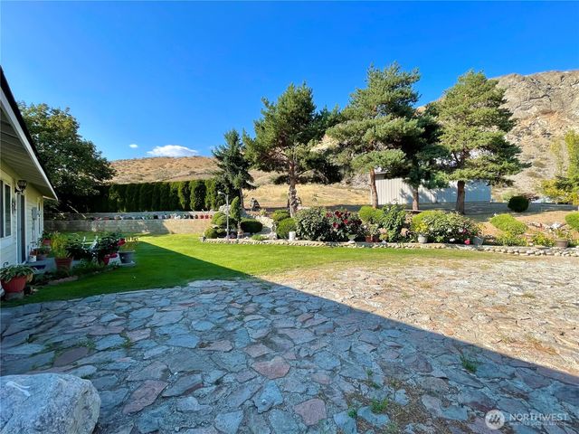 59 G Copple Road, Omak, WA 98841