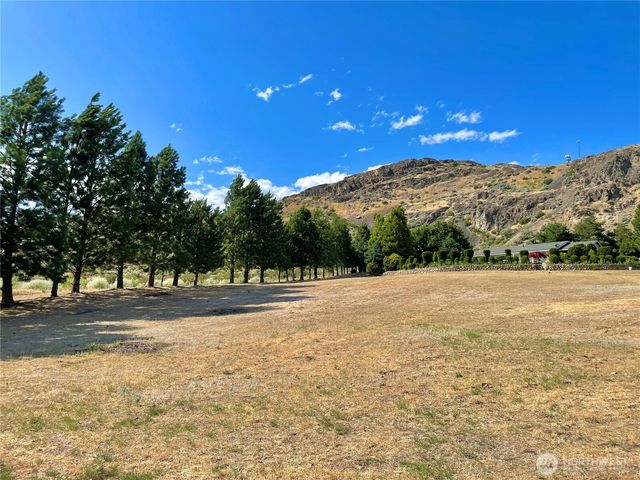59 G Copple Road, Omak, WA 98841