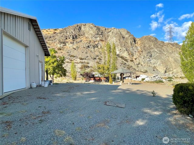 59 G Copple Road, Omak, WA 98841