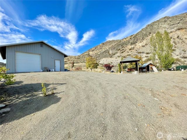 59 G Copple Road, Omak, WA 98841