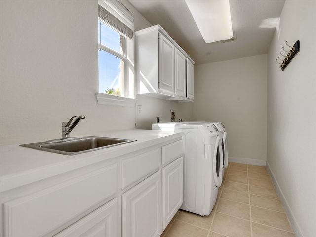 4810 N Pine Brook Way, Pasadena, TX 77059