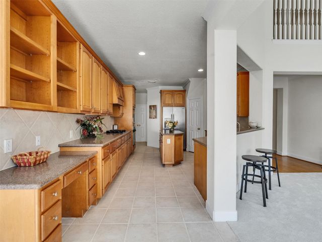 4810 N Pine Brook Way, Pasadena, TX 77059