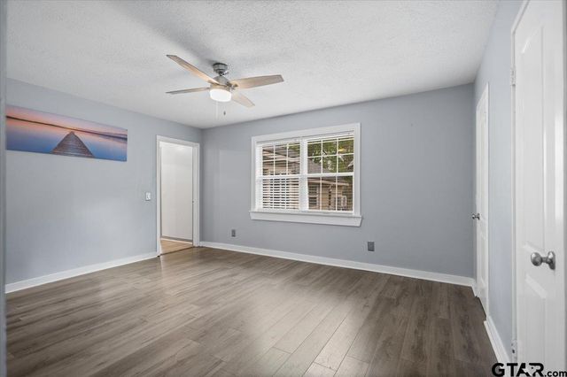 606 Glazner Street, Hawkins, TX 75765