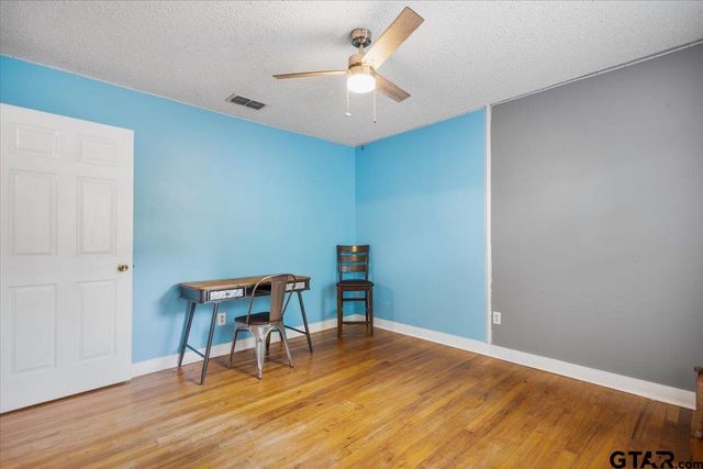606 Glazner Street, Hawkins, TX 75765