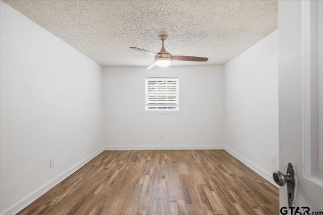 606 Glazner Street, Hawkins, TX 75765