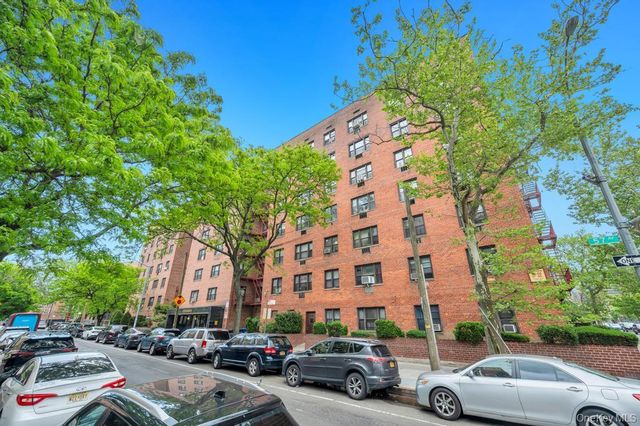 99-04 57th Avenue L1, Corona, NY 11368