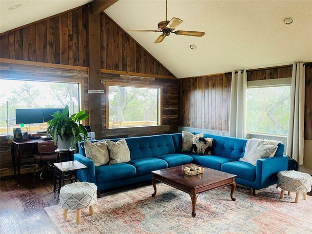 111 Sierra Loma, Wimberley, TX 78676