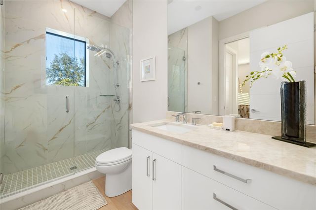 1879 HIBISCUS STREET, Sarasota, FL 34239