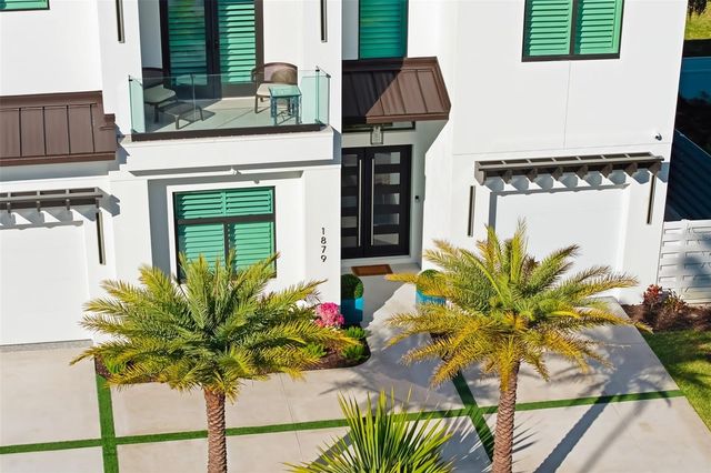 1879 HIBISCUS STREET, Sarasota, FL 34239