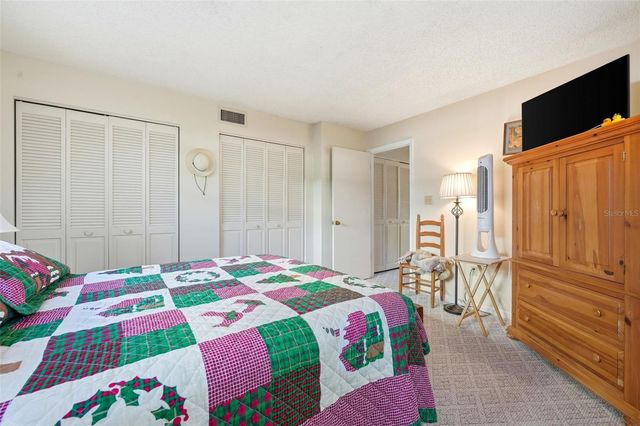 110 N TREMAIN STREET 109, Mount Dora, FL 32757