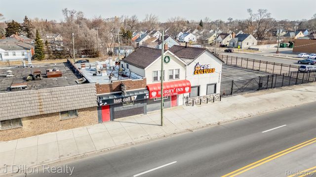 19430 W WARREN Avenue, Detroit, MI 48228