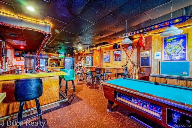 19430 W WARREN Avenue, Detroit, MI 48228