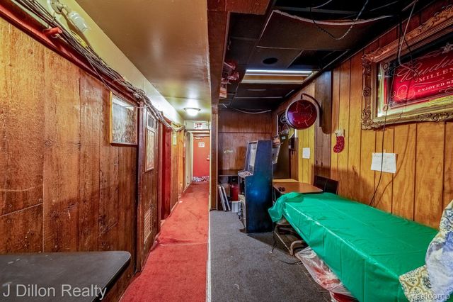 19430 W WARREN Avenue, Detroit, MI 48228