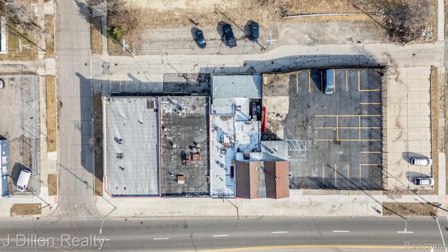 19430 W WARREN Avenue, Detroit, MI 48228