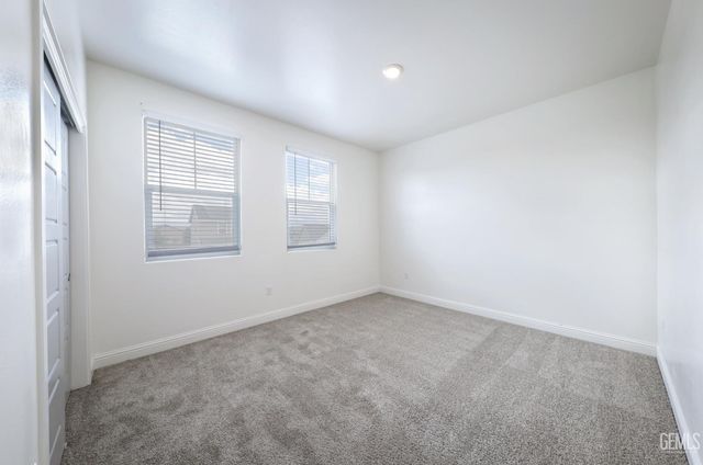 3307 Rustic Woods Lane, Shafter, CA 93263