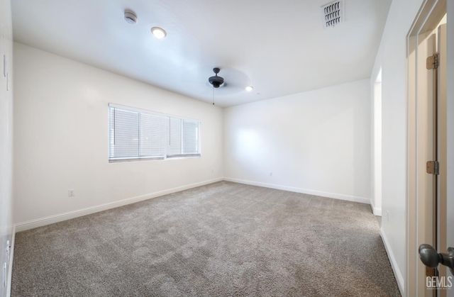 3307 Rustic Woods Lane, Shafter, CA 93263