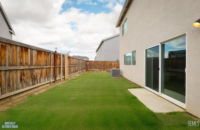 3307 Rustic Woods Lane, Shafter, CA 93263