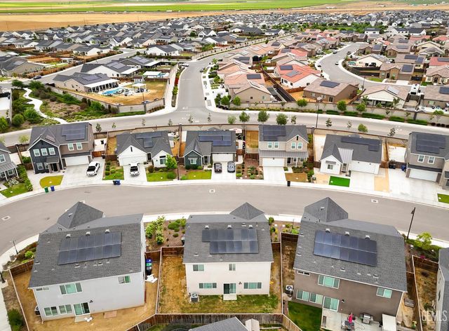 3307 Rustic Woods Lane, Shafter, CA 93263