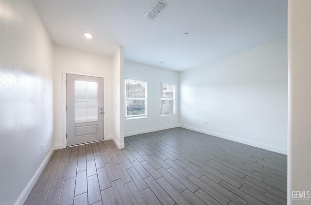 3307 Rustic Woods Lane, Shafter, CA 93263