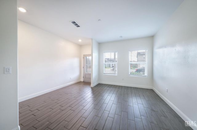 3307 Rustic Woods Lane, Shafter, CA 93263