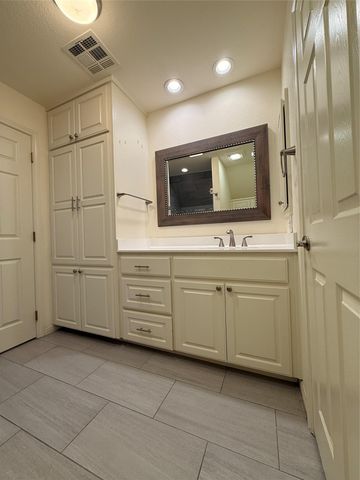 11124 Sandstone TRL, Austin, TX 78750