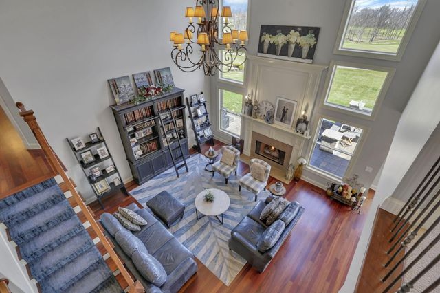 4607 Hirth Hill Road E, Grove City, OH 43123