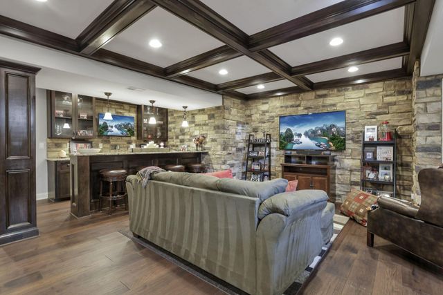 4607 Hirth Hill Road E, Grove City, OH 43123