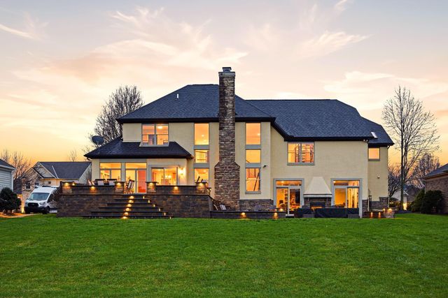4607 Hirth Hill Road E, Grove City, OH 43123