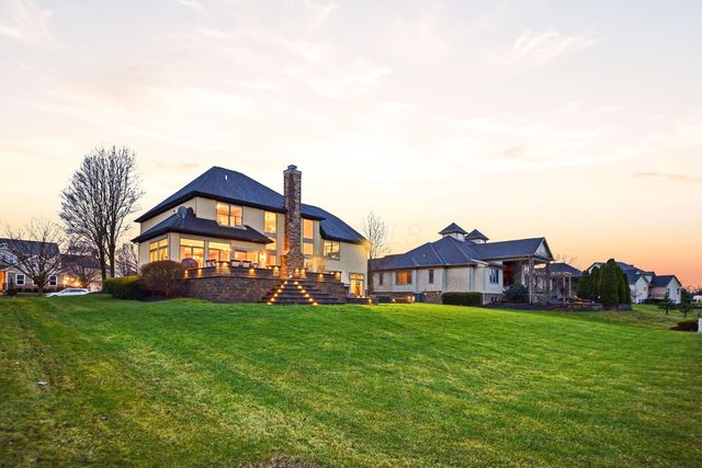 4607 Hirth Hill Road E, Grove City, OH 43123