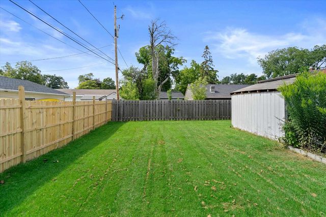 819 MULLET PLACE, Green Bay, WI 54304