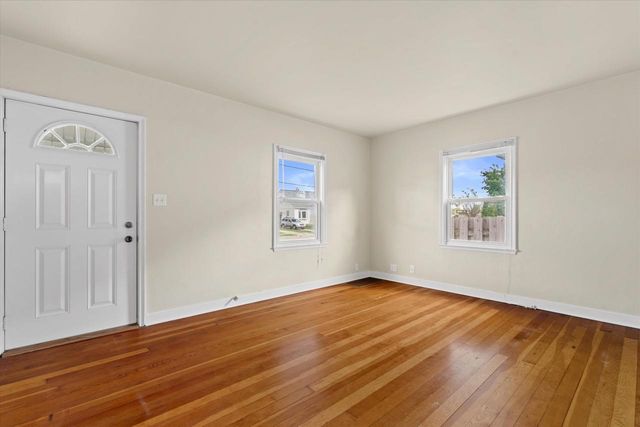 819 MULLET PLACE, Green Bay, WI 54304
