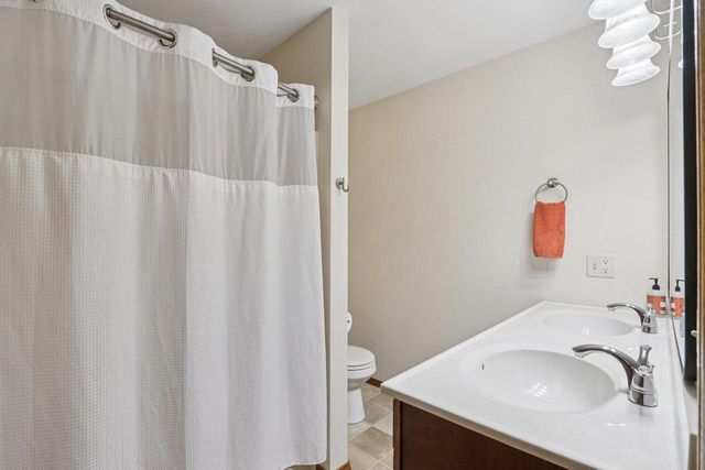 5525 Forge Drive, Madison, WI 53716