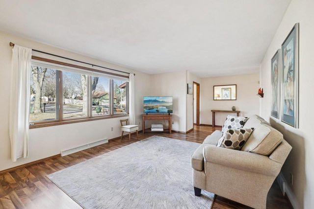 5525 Forge Drive, Madison, WI 53716