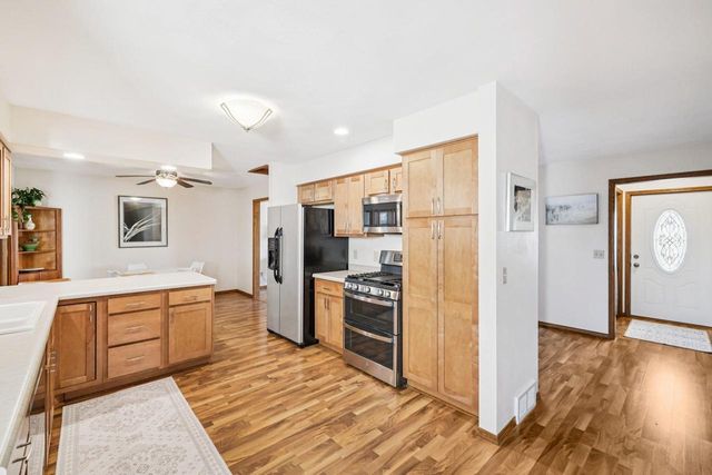 5525 Forge Drive, Madison, WI 53716