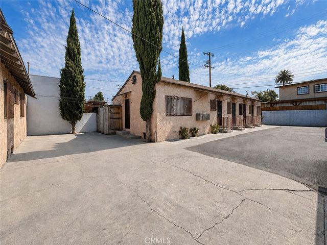 12008 Long Beach, Lynwood, CA 90262