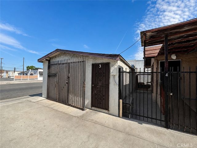 12008 Long Beach, Lynwood, CA 90262