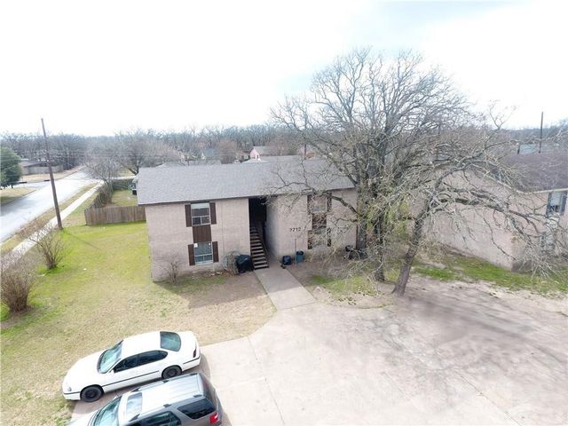 2703, 2712 Evergreen Cir, Bryan, TX 77801