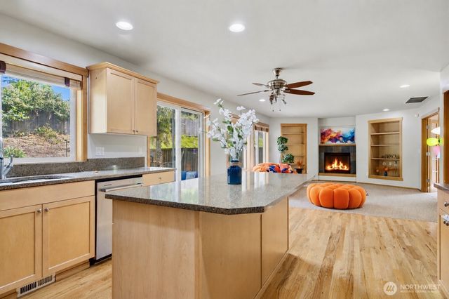 11902 SE 277th Street, Kent, WA 98030