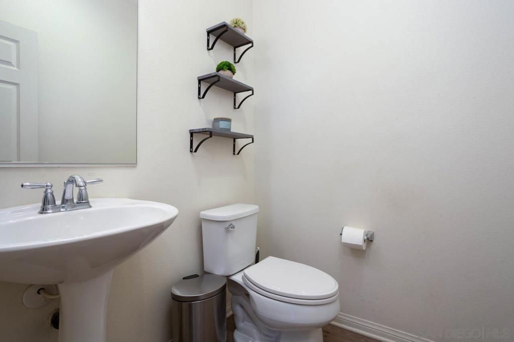 Image 20 of property listing at 13220 Midnight Star Way, Lakeside, CA 92040