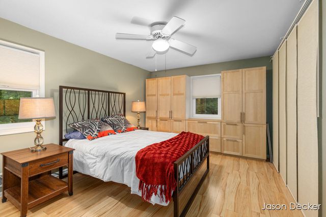 6181 10 Mile Road, Rockford, MI 49341