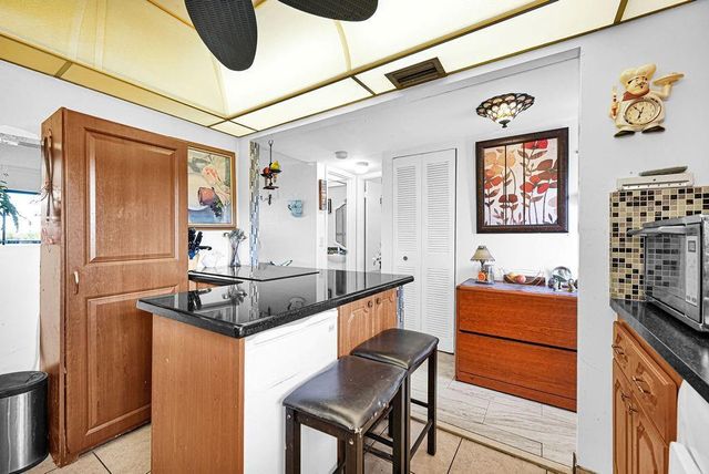 10442 Sunrise Lakes Boulevard 312, Sunrise, FL 33322